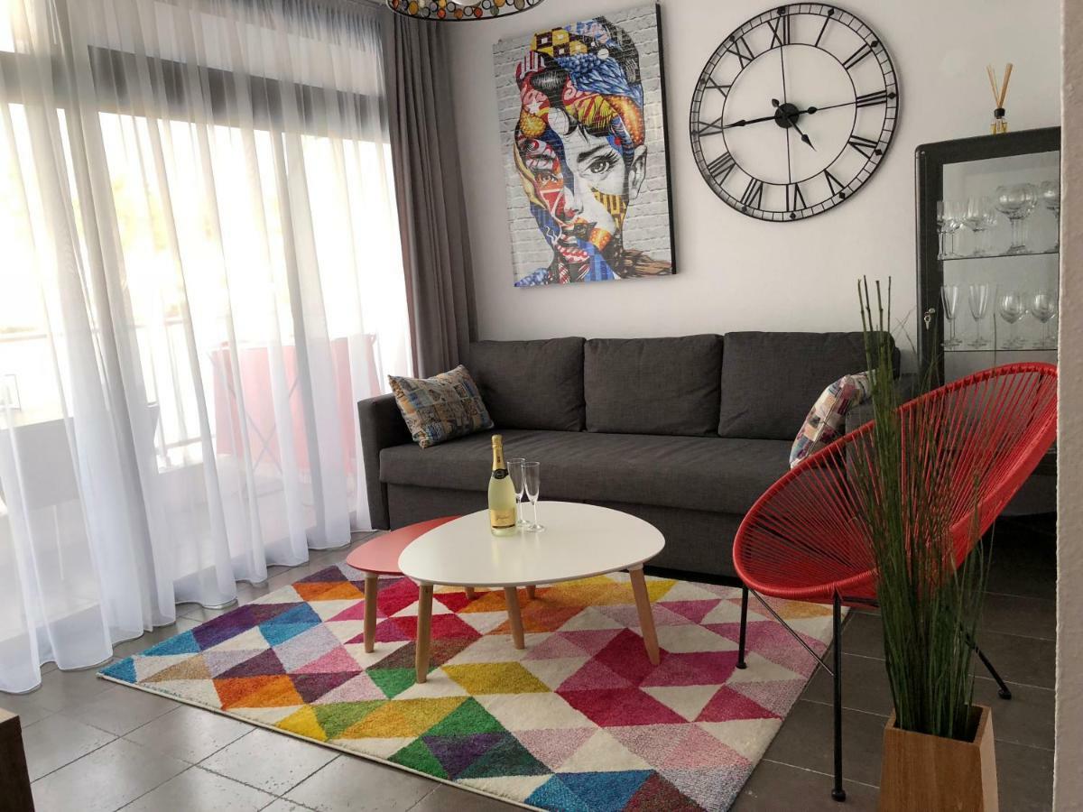 מספאלומס Yumbo Apartments מראה חיצוני תמונה